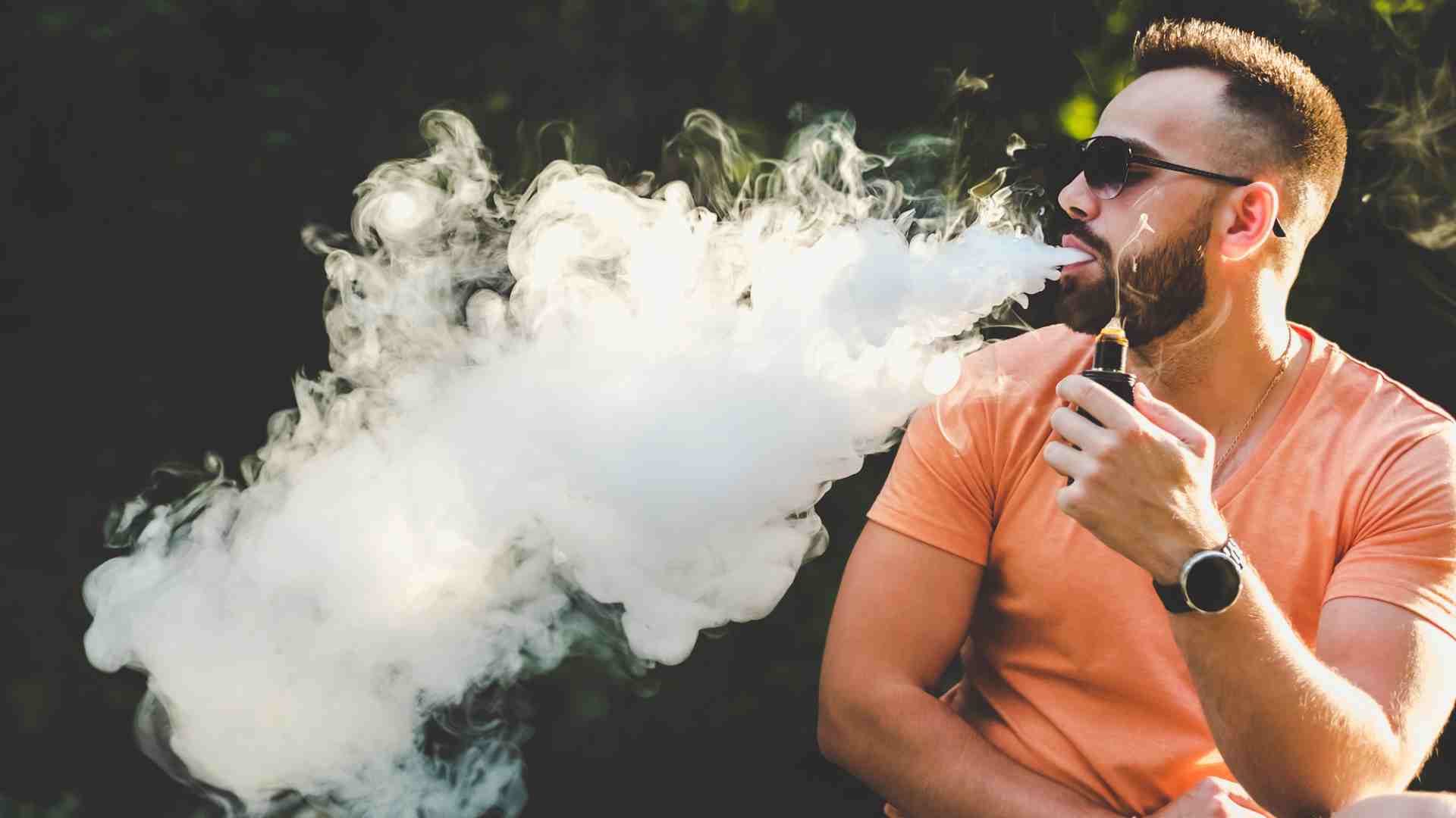 A Deep Dive into DTL and MTL Vaping: Which Suits You Best?